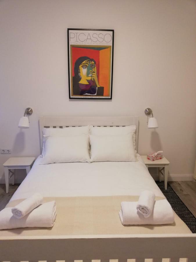 Amalia Apartments Zagabria Esterno foto